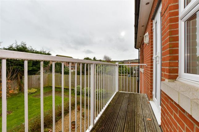 2 bed flat