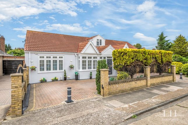 4 bedroom detached bungalow for sale