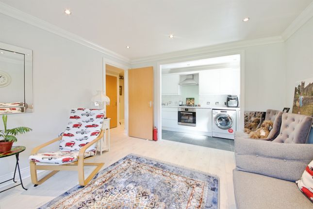 1 bed flat