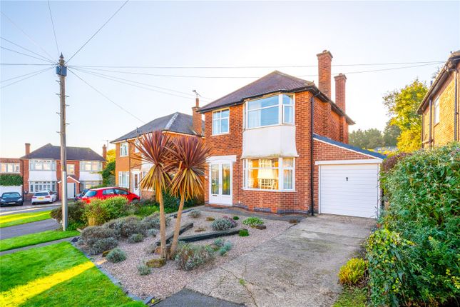 3 bed detached house