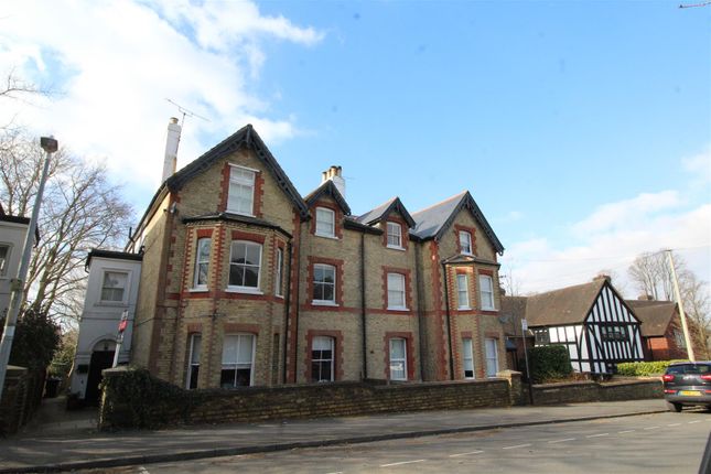 2 bed flat