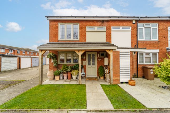 4 bed end terrace house