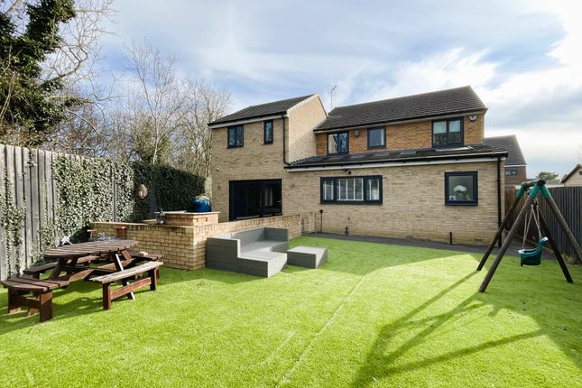 Pasture Way, Doncaster DN11 5 bed detached house for sale