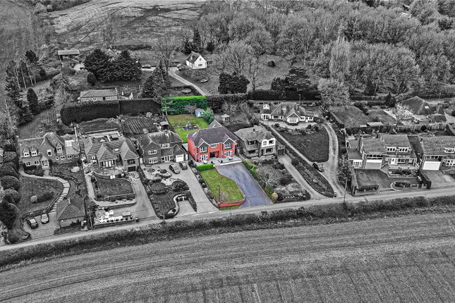 6 bed detached house