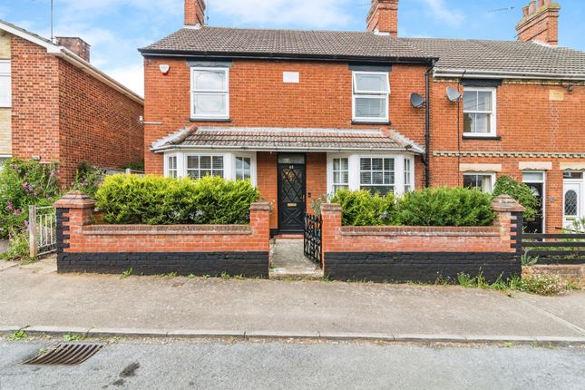 3 bed end terrace house