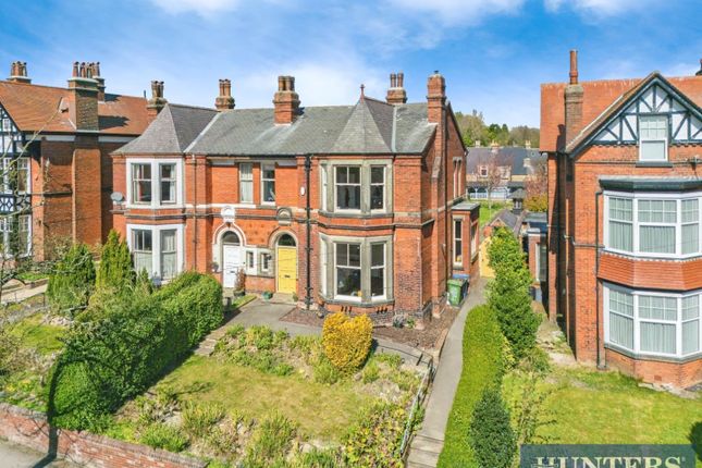 5 bed property