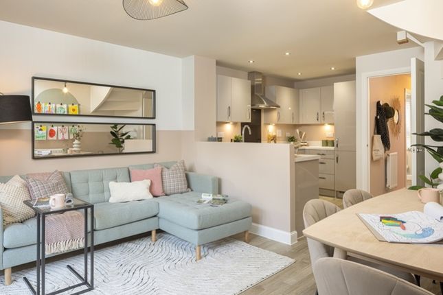 3 bed semi-detached house