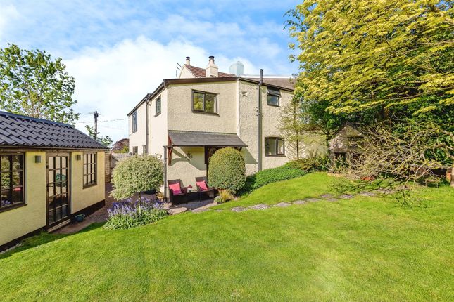 4 bed cottage