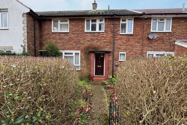 Sussex Crescent, Northolt 3 bed terraced house for sale