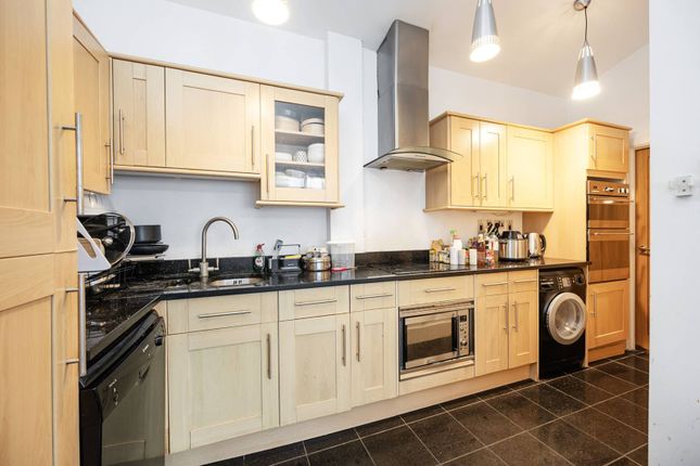 Bastwick Street, Clerkenwell, London... 2 bed flat for sale