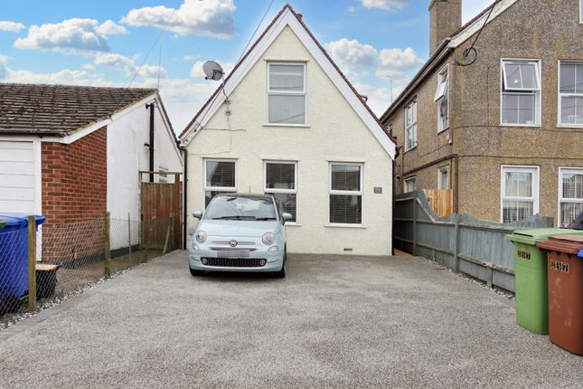 2 bed detached house