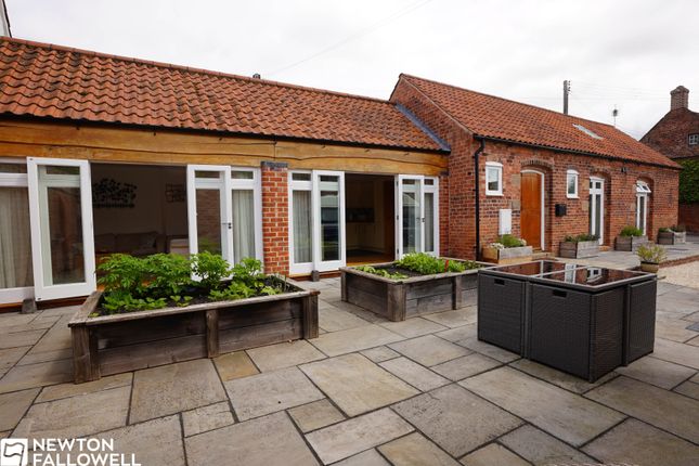 Low Street, North Wheatley DN22 3 bed barn conversion for sale