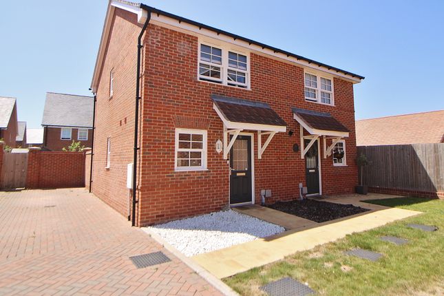 2 bedroom semi-detached house for sale