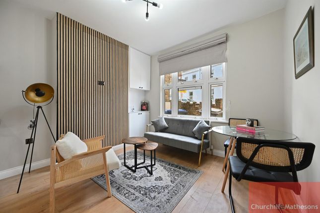 2 bed flat