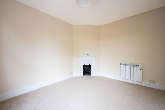 1 bedroom maisonette for sale