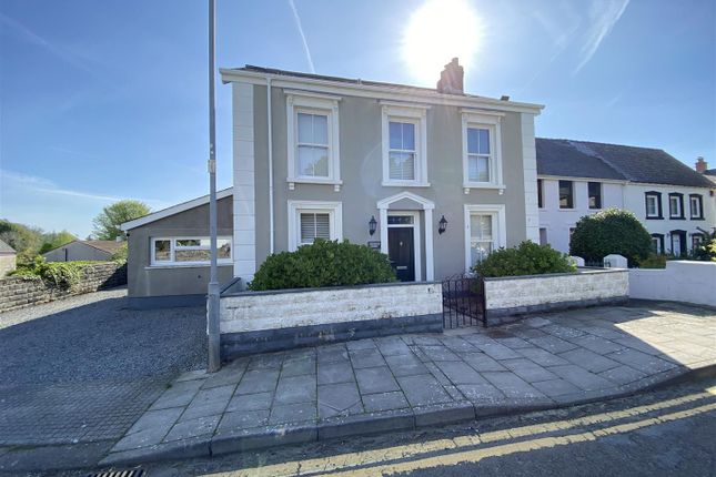 3 bed detached house