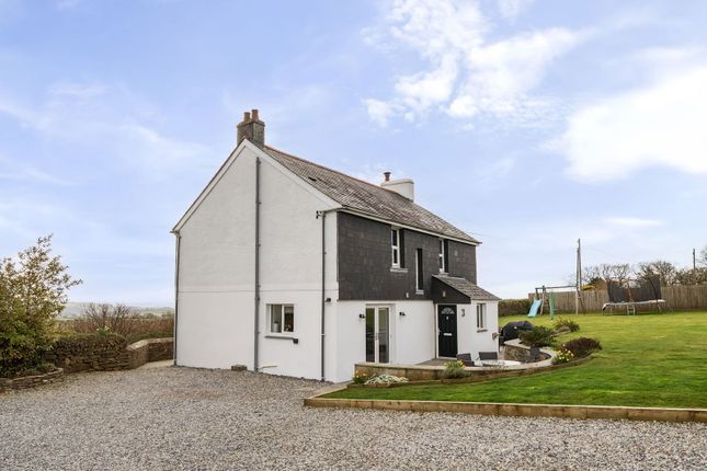 4 bed detached house