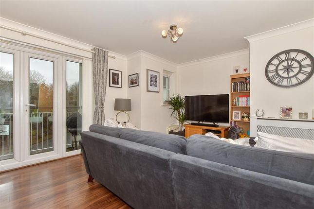 2 bed flat