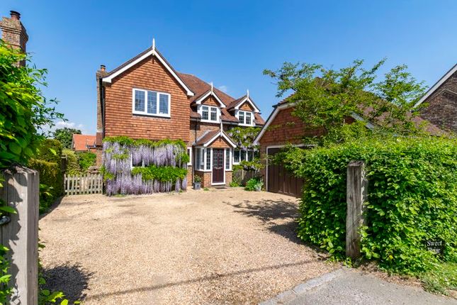 4 bed detached house