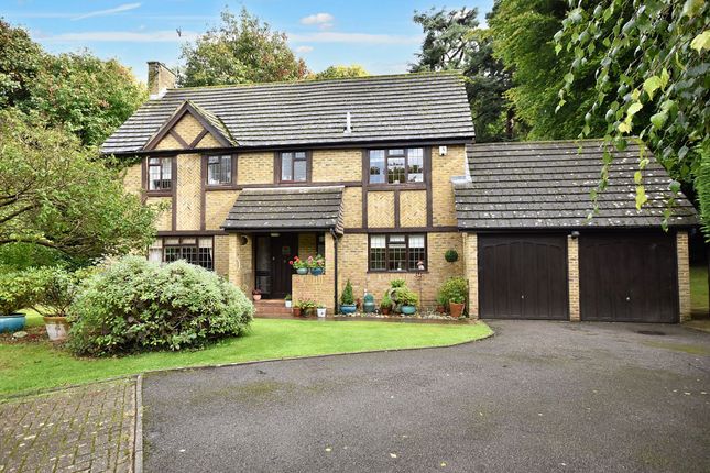 Beech Holt, Leatherhead KT22 4 bed detached house for sale