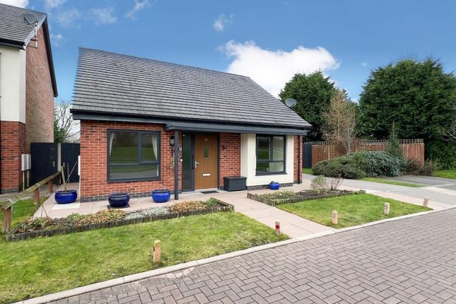 2 bedroom detached bungalow for sale