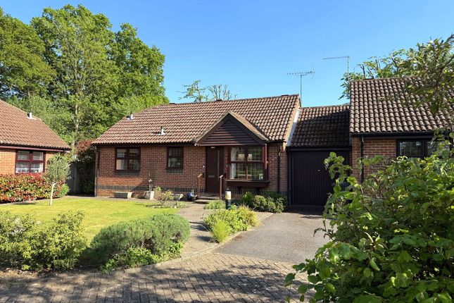West Horsley 2 bed detached house for sale