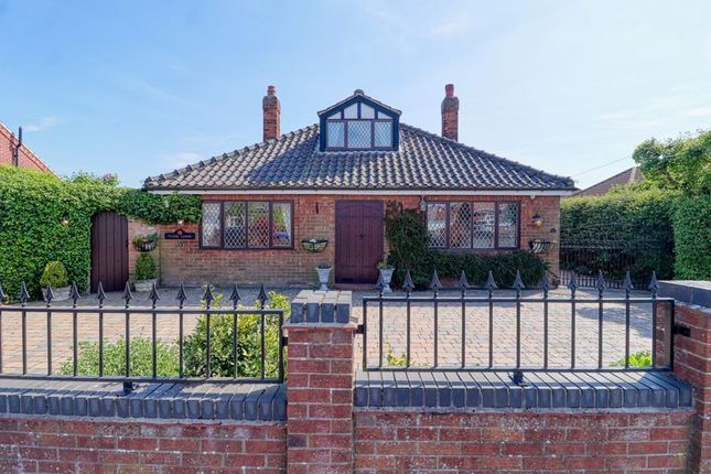 West Common Gardens, Scunthorpe 3 bed detached bungalow for sale