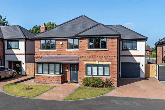 Sandbach Road North, Alsager... 5 bed detached house for sale