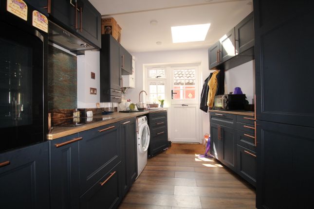 Biggleswade Road, Potton, Bedfordshire 2 bed terraced house for sale