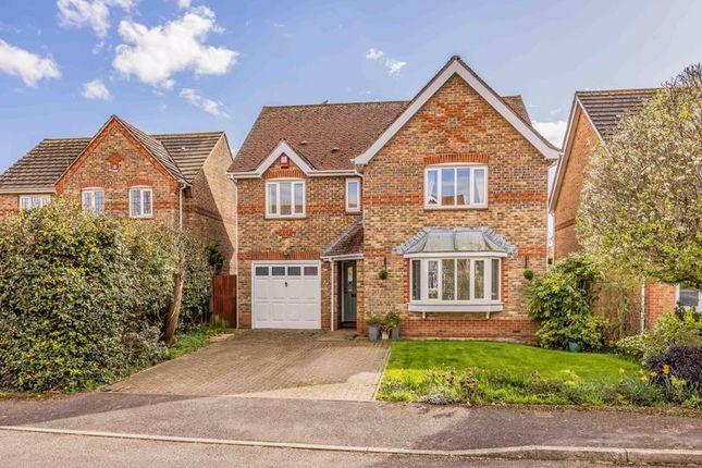 4 bed detached house