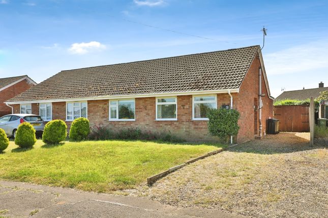 3 bed semi-detached bungalow