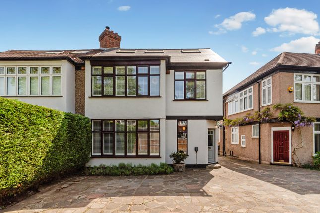 5 bedroom semi-detached house for sale