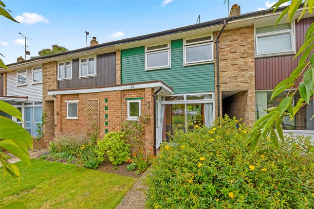Hazelwood Road, Oxted, Surrey, RH8 3 bed terraced house for sale