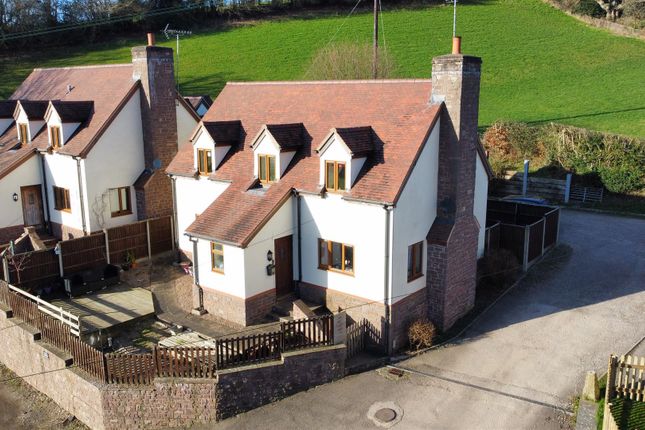 School Lane, Longhope GL17 4 bed detached house for sale