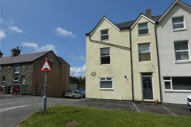 4 bed semi-detached house