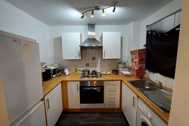 2 bed flat