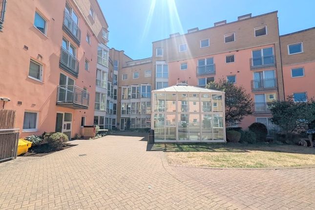 1 bed flat