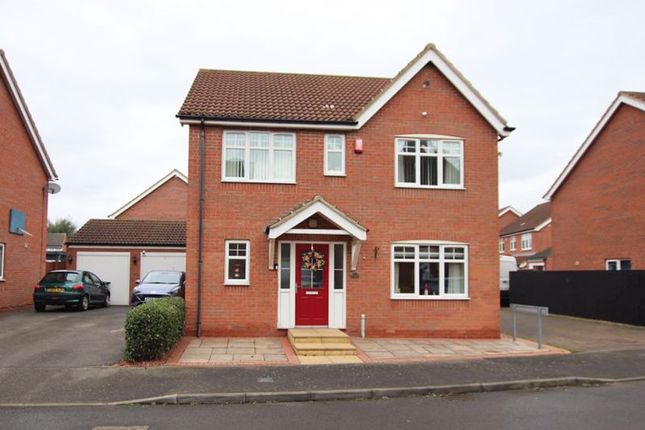 4 bed detached house