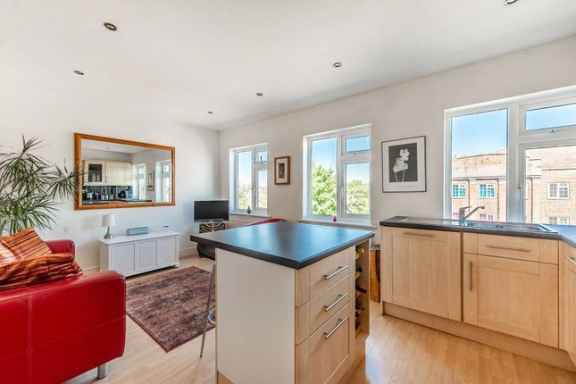 Station Parade, Belmont, Harrow, HA3 1 bed flat for sale