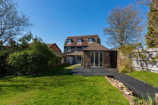 The Green, Sedlescombe, TN33 4 bed semi