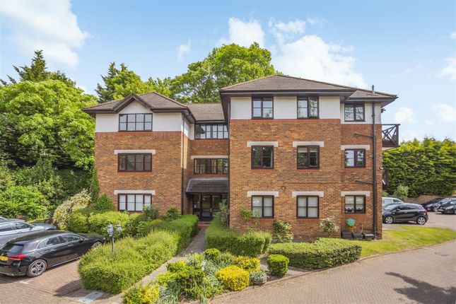 Sunning House, Sunninghill 2 bed apartment for sale