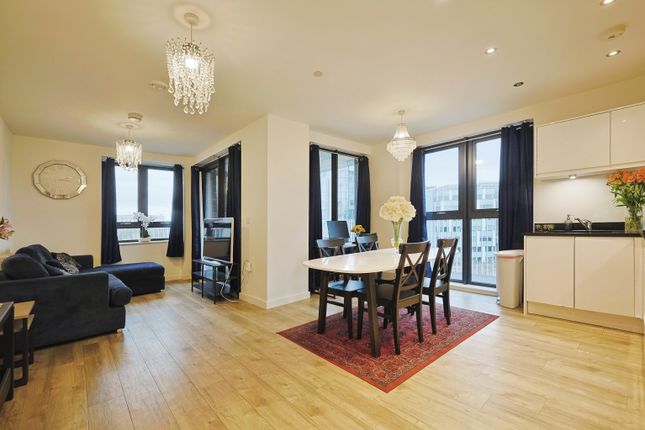 3 bed flat