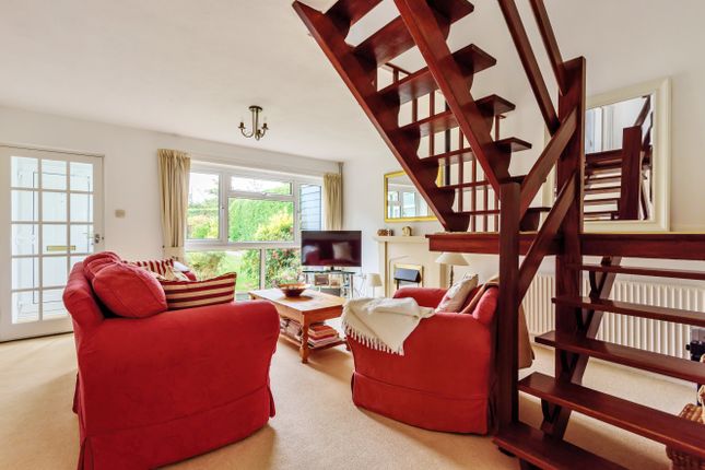 Linnet Way, Alton, Hampshire, GU34 2 bed terraced house for sale