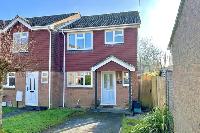 Periwinkle Close, Lindford GU35 3 bed terraced house for sale