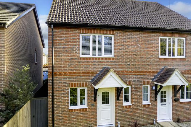 Watersmead Drive, Littlehampton BN17 2 bed semi