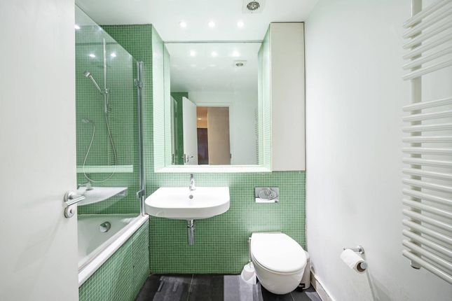 Cremer Street, Shoreditch, London, E2 2 bed flat for sale