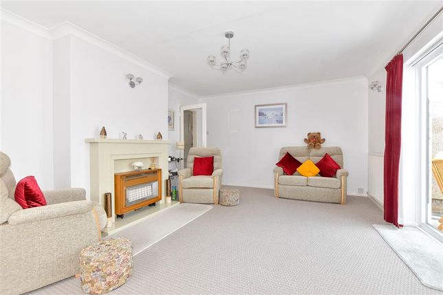 3 bed detached bungalow