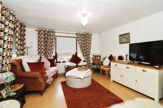 2 bedroom park home for sale