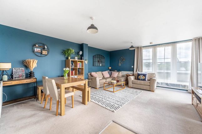 2 bed flat