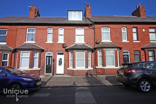 Abbotts Walk,  Fleetwood, FY7 2 bed terraced house for sale